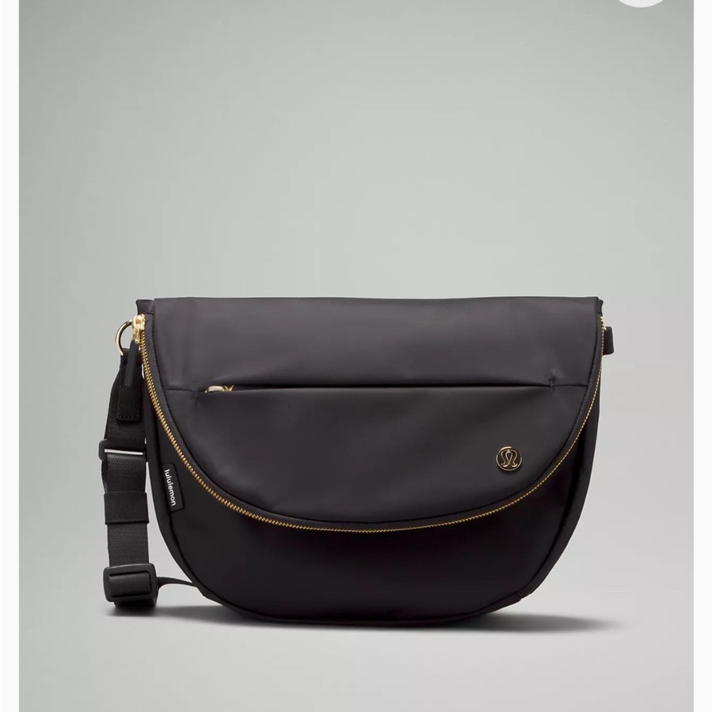 Lululemon all night festival bag